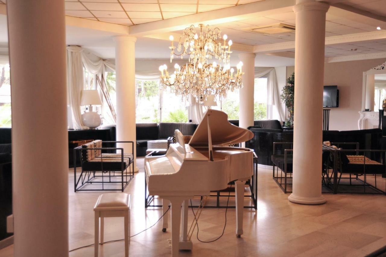 באיה דומיציה Domizia Palace Hotel מראה חיצוני תמונה